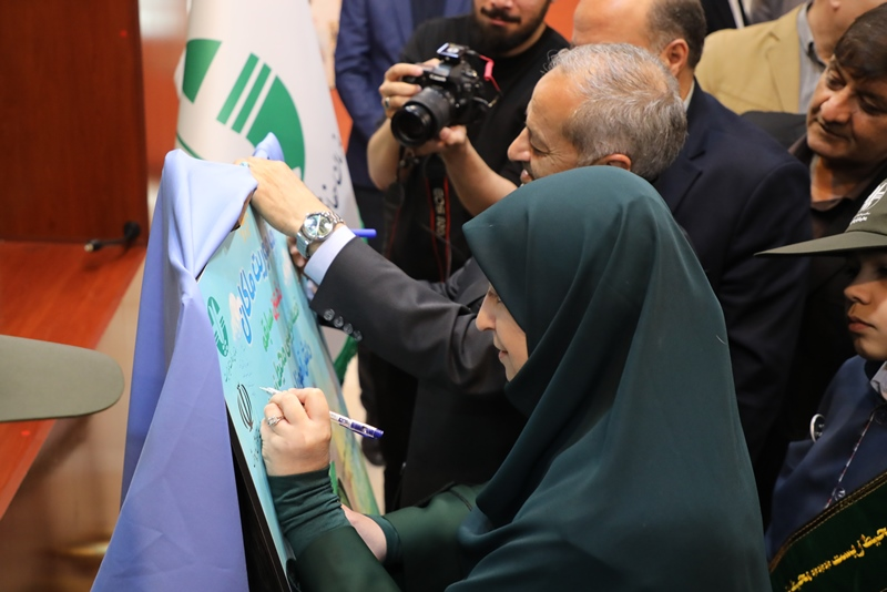 از میناب تا قلب ایران/ ماکان، پرچمدار نسل محیطیاران