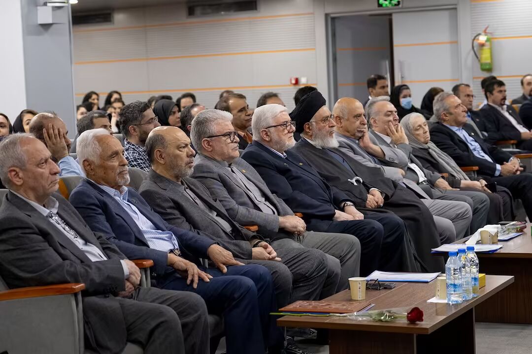 تجلیل از پیشکسوتان و سرآمدان آموزش در دانشگاه خاتم
