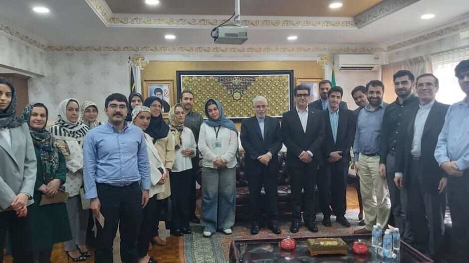 بررسی چالش‌های دانشجویان ایرانی مقیم مالزی