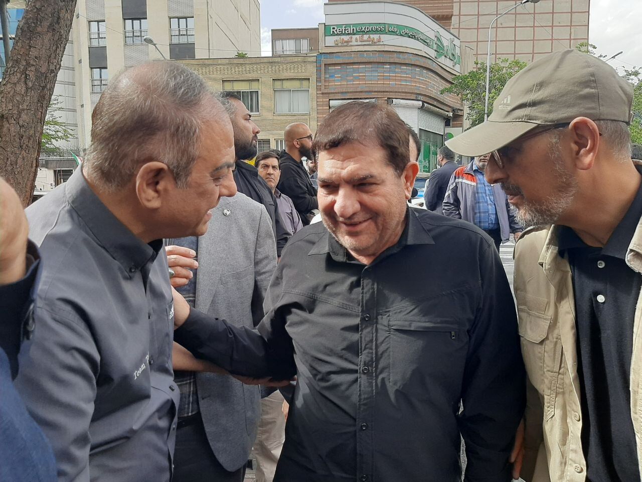 مخبر: تنگه هرمز به جز با اراده ملت و نیروهای مسلح ایران باز نخواهد شد