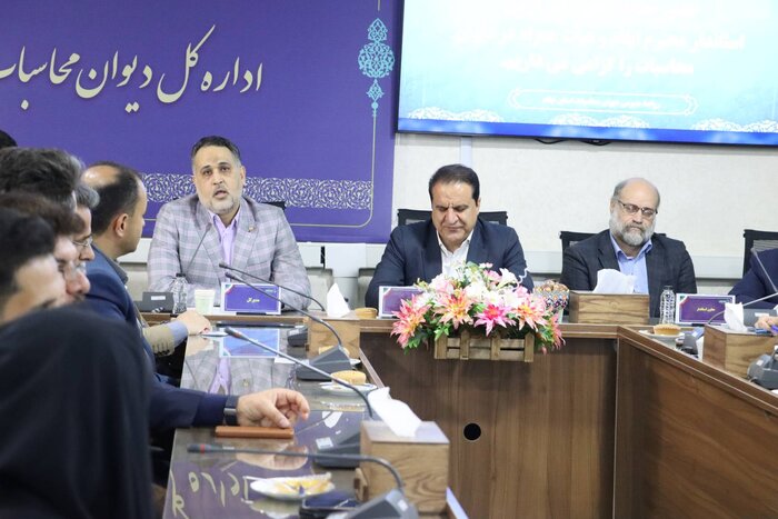 استاندار ایلام: نگاه جزیرهای دستگاهها فرصت خدمترسانی را هدر میدهد
