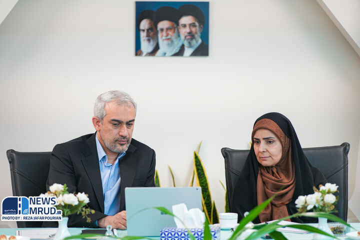 نشست مشترک وزرای راه و اقتصاد برای تسهیل تخلیه و ترخیص کالا از بنادر و مرزها