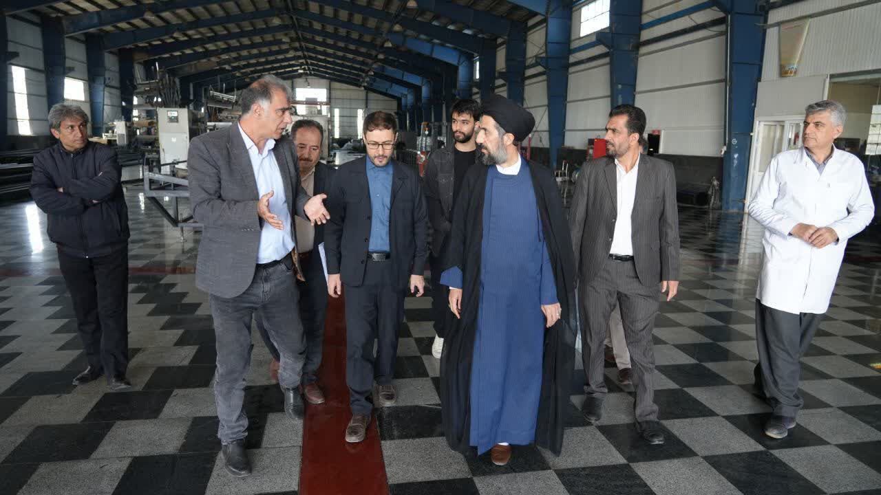 رئیس کل دادگستری کردستان: تولیدکنندگان واقعی حمایت می‌شوند