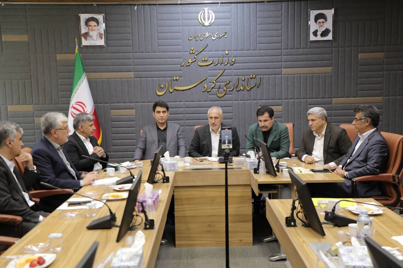 معاون رئیس‌جمهور: کردستان با اجرای طرح‌ بندر خشک موتور محرکه تجارت کشور خواهد شد