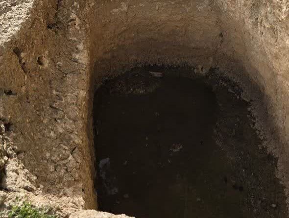 یک مجموعه دست‌کند صخره‌ای در کوهدشت لرستان شناسایی شد
