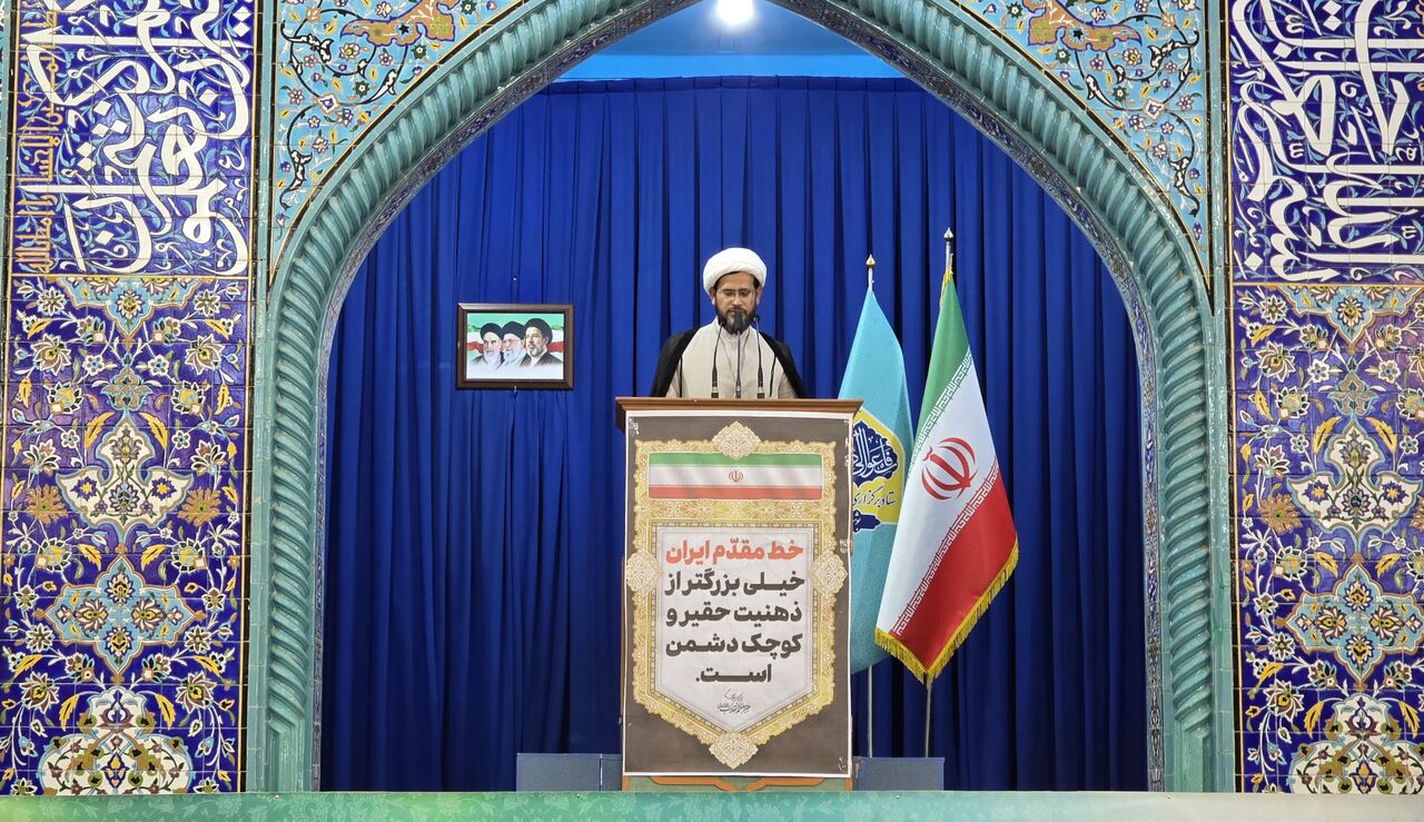امام جمعه موقت بوشهر: گردشگری مقاومت برای معرفی تاریخ ایستادگی مردم استان توسعه یابد