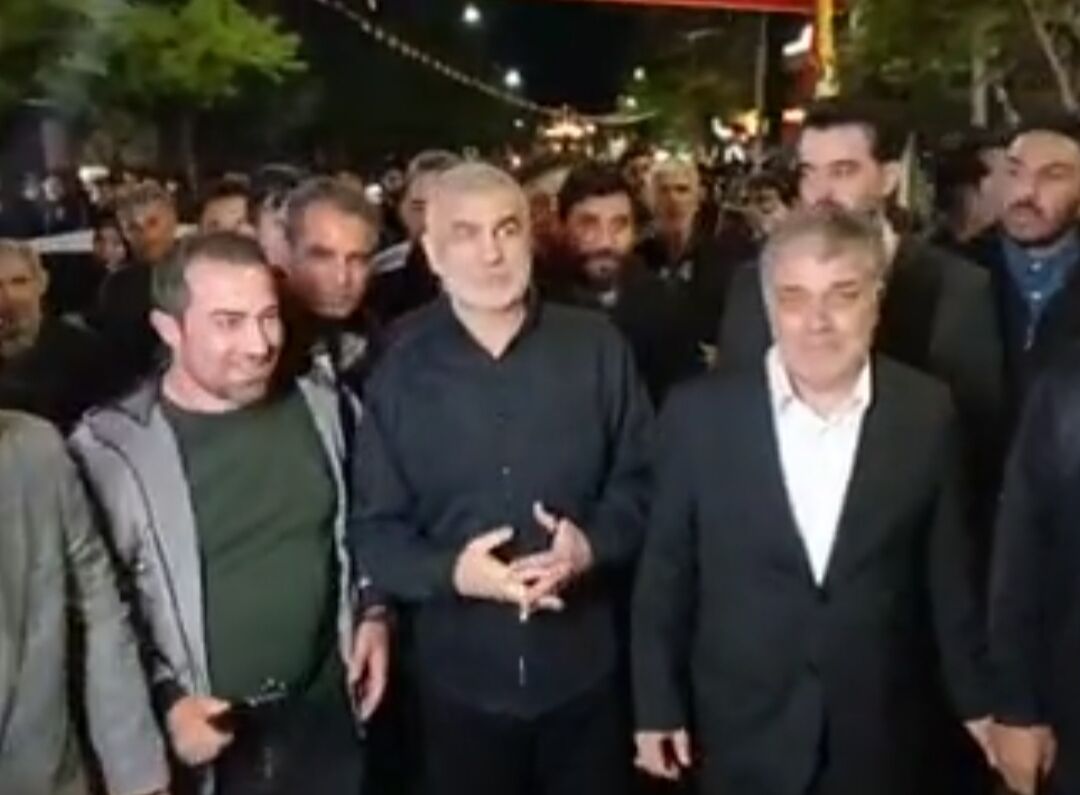 فیلم| اجتماع شبانه مردم مشگین‌شهر با حضور نیکزاد