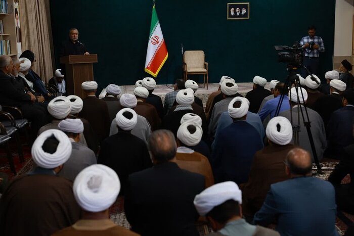 استاندار خراسان جنوبی: مسجد محور اصلی انسجام اجتماعی و سدی در برابر توطئههای دشمن است