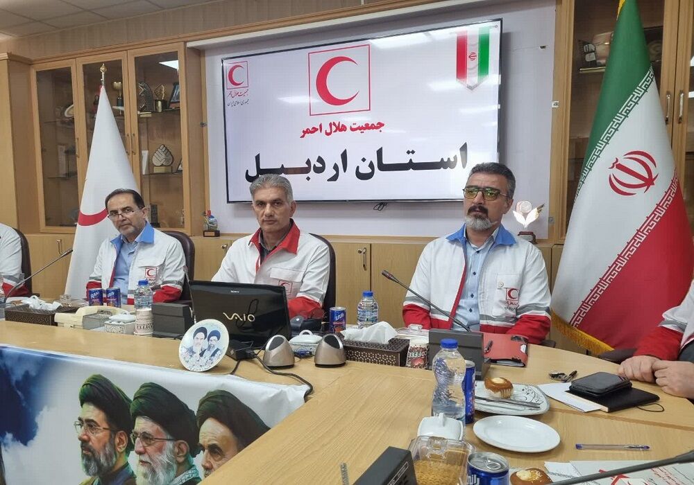 هلال احمر اردبیل ۱۷ میلیارد و ۵۰۰ میلیون ریال به جنگ زدگان جمع‌آوری کرد