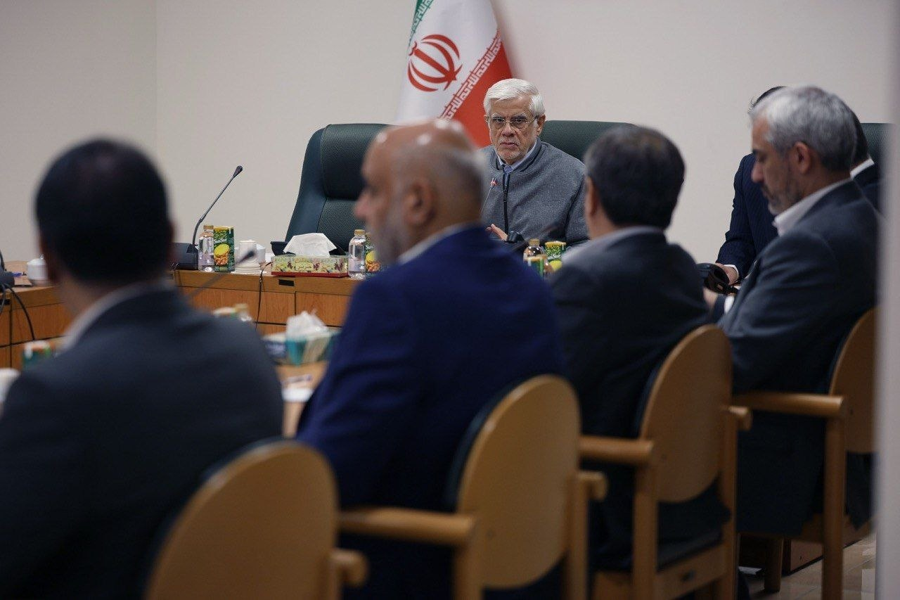 عارف: برنامههای اقتصادی در تراز جایگاه جدید ایران طراحی شود