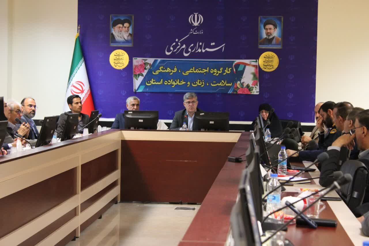 تاکید معاون سیاسی استاندار مرکزی بر نصب تعرفه‌های درمانی