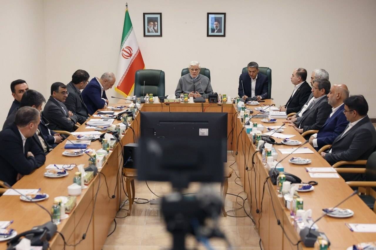 عارف: برنامه‌های اقتصادی در تراز جایگاه جدید ایران طراحی شود