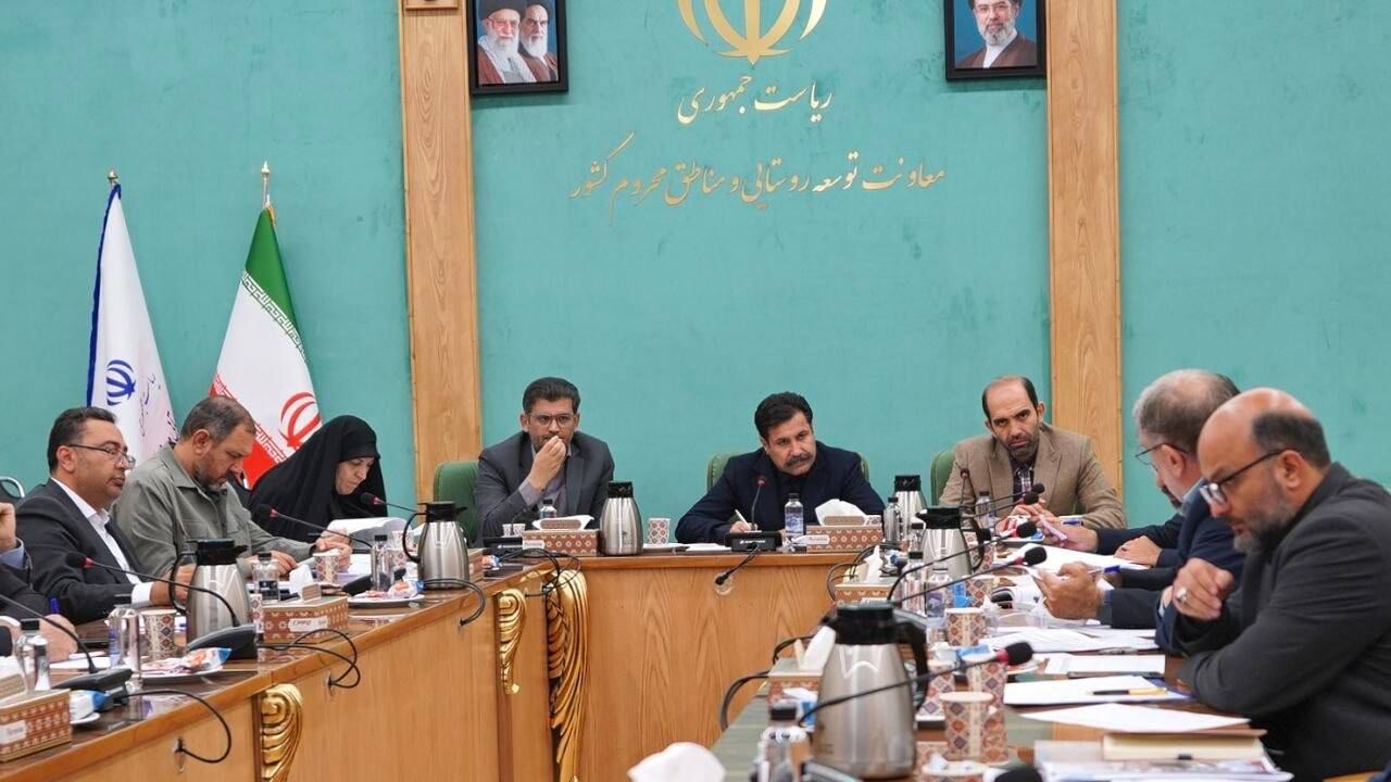 معاون رئیس‌جمهور: قدردانی از مردم نباید محدود به کلام باشد/ ایران را بهتر از گذشته بسازیم
