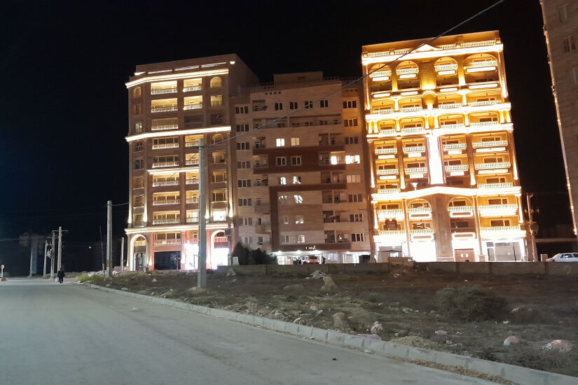 اینجا چراغ‌ها روشن است!