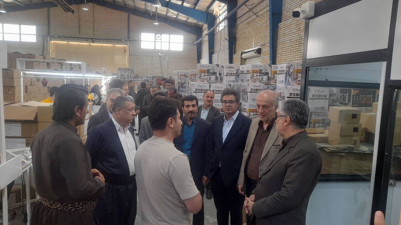 بررسی موانع تولید در شهرک صنعتی بانه با تشکیل قرارگاه اقتصادی استان