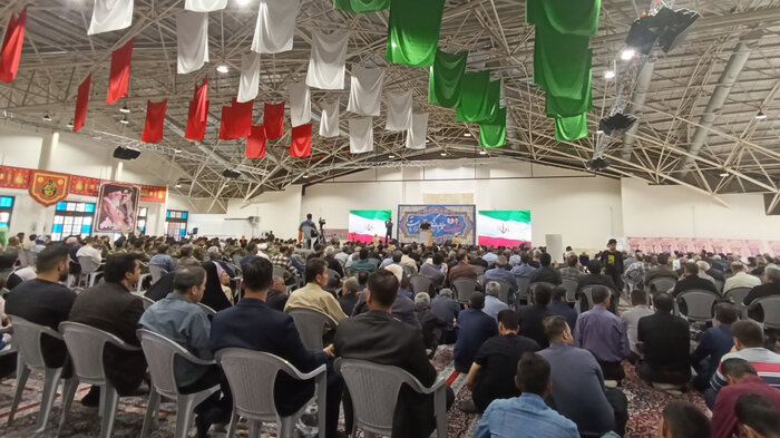 اراده ملت ایران بر قدرت تجهیزات پیشرفته جنگی پیروز است