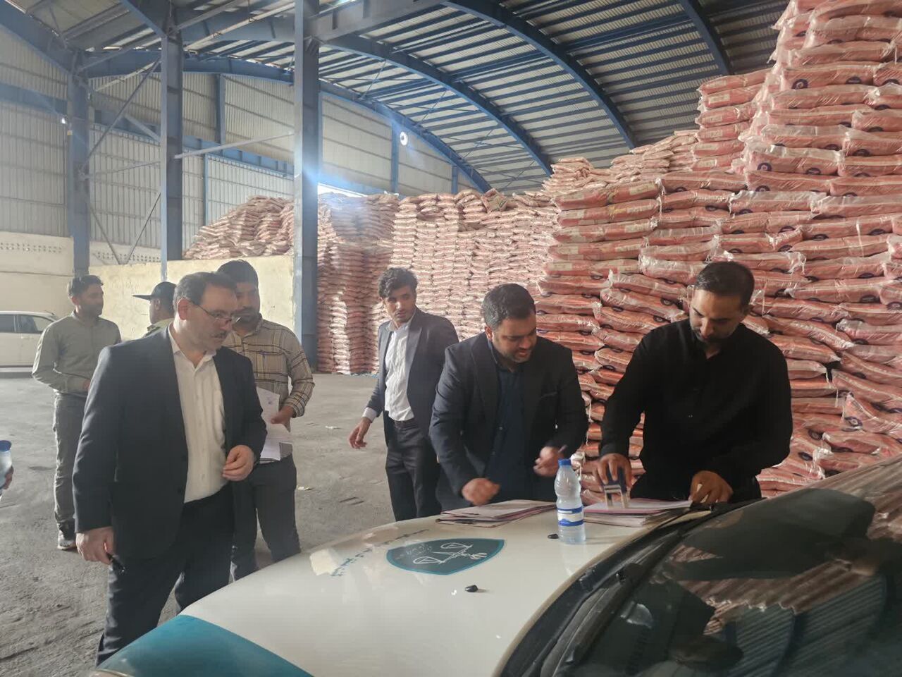 ضربه سنگین به اخلالگران بازار کالاهای اساسی؛ ۲ هزار تن برنج احتکار شده در هرمزگان کشف شد