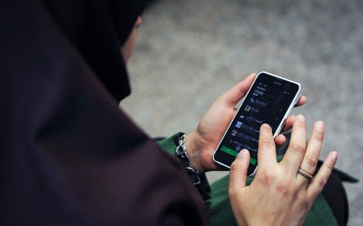 آیا بازار کار زنانه شده؟ از پیک موتوری گرفته تا مشاور املاک