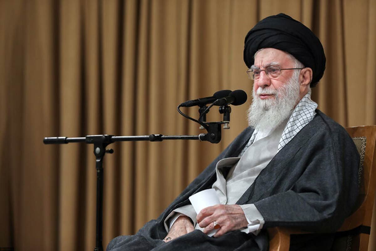 امام جمعه اهل سنت هامون: ایستادگی در برابر استکبار از ویژگی‌های رهبر شهید انقلاب بود