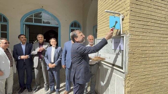 روزِ خیام؛ همنواییِ عکس و واژه در کوچه باغهایِ نیشابور