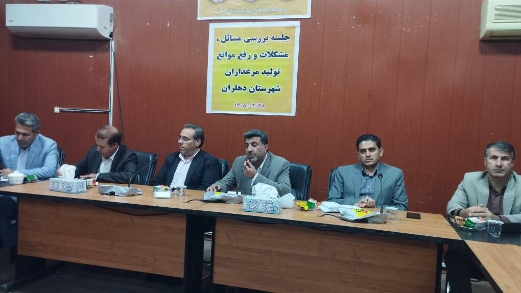 گرهگشایی از کار مرغداران ایلامی؛ از تامین سوخت تا پرداخت وامهای کمبهره گرهگشایی از کار مرغداران ایلامی؛ از تامین سوخت تا پرداخت وامهای کمبهره