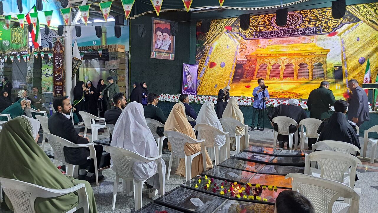 جشن و عروس‌کِشانی ۲۶ زوج ملارد در حاشیه تجمع شبانه +فیلم
