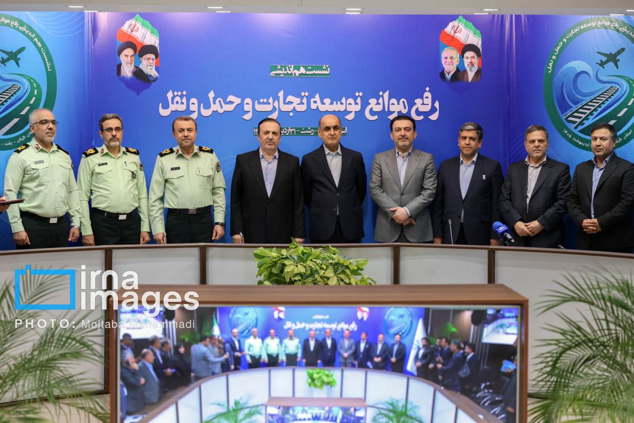 معاون وزیر راه: حمل کالا در بنادر جنوبی ۲۰ درصد افزایش یافت