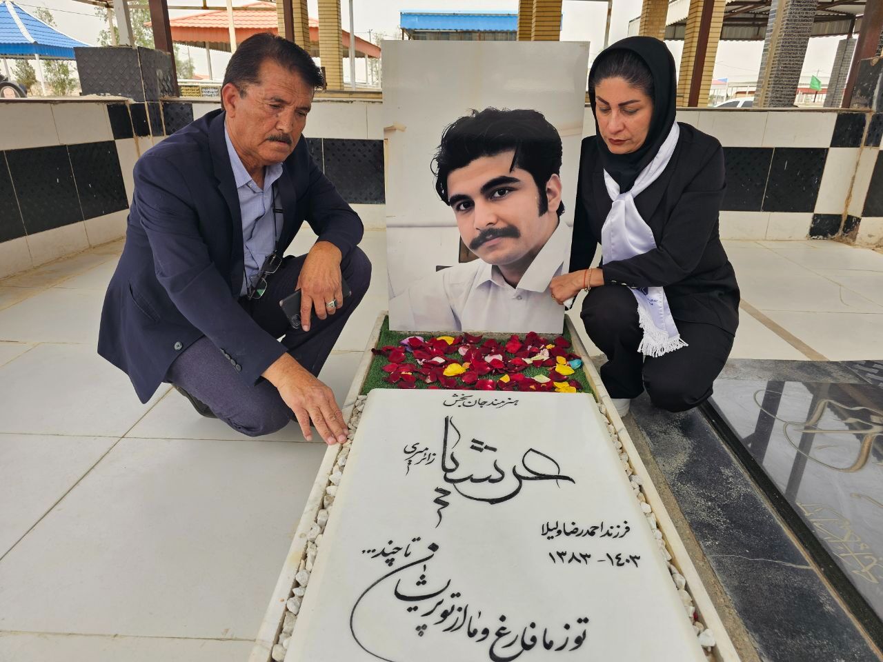 قصه‌ای که با «اهدای عضو» تمام نشد؛ روایت والدین روزنامه‌نگار از زندگی‌ بخشیِ عرشیا