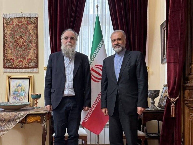 فیلسوف روس: رفتار قهرمانانه ایران، دفاع از بشریت و رسالت انسانی است