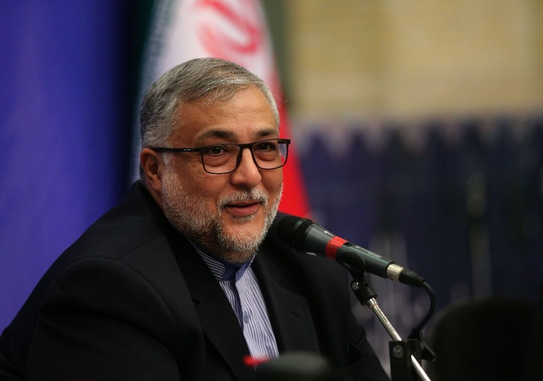 آنجا که ماده بوی معنا می‌دهد