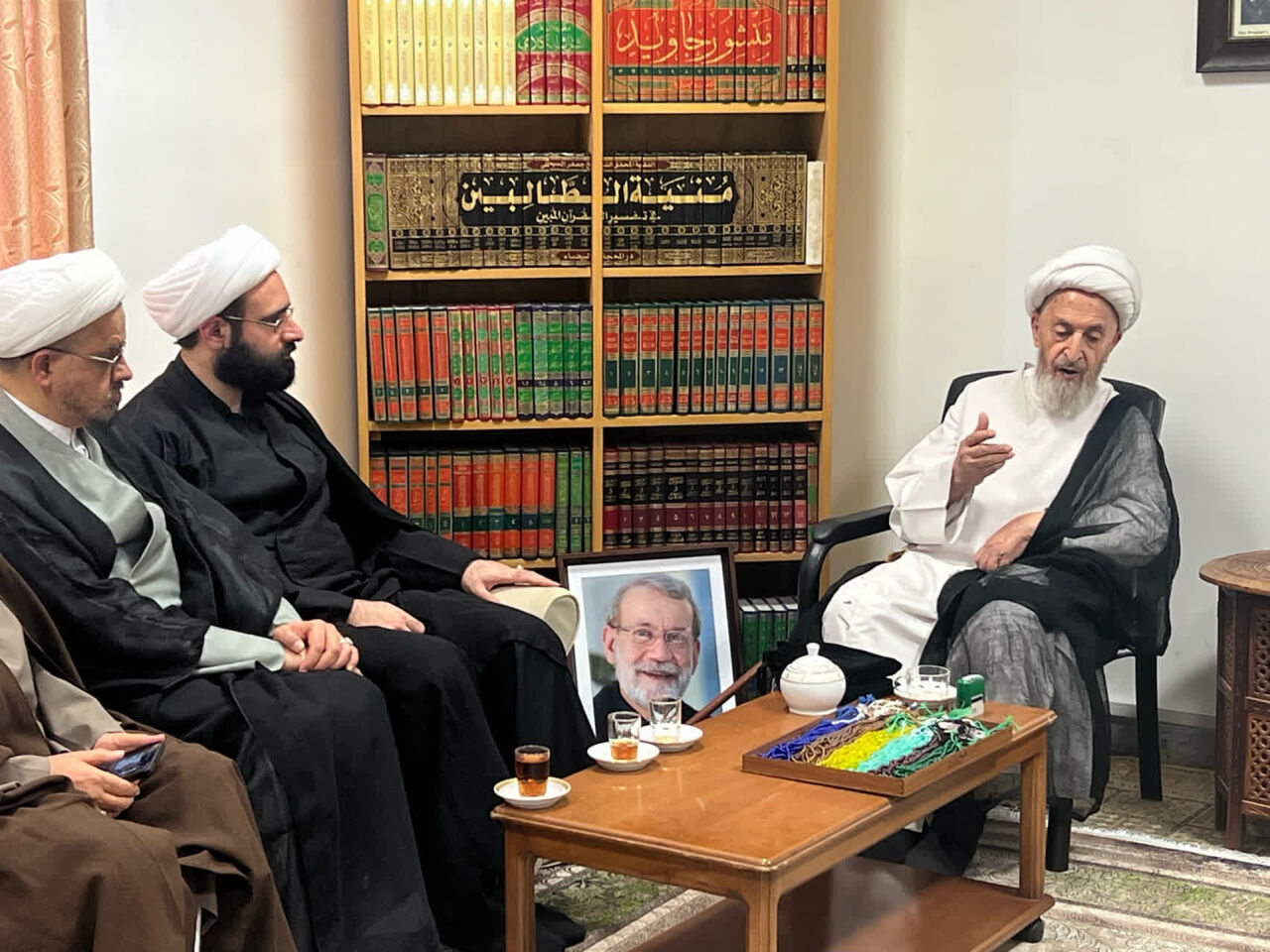 شهید لاریجانی در نقطه مرکزی فضایل قرار داشت