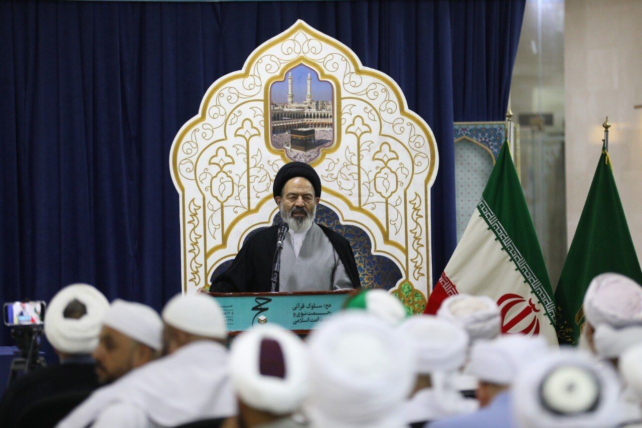 سرپرست حجاج ایرانی: حج باید نشاط معنوی را به جامعه تزریق کند