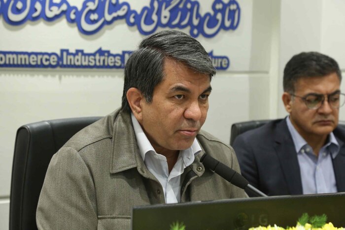 عزم ملی برای احیای فرش کرمان/ تشکیل زنجیره آموزش تا واگذاری شرکت فرش