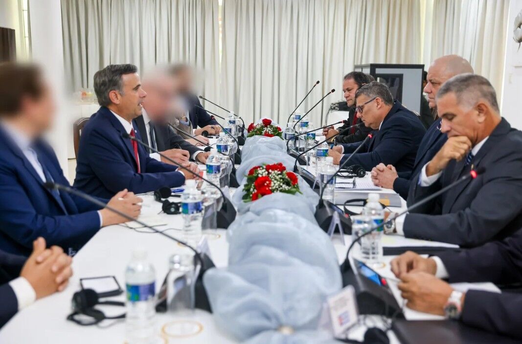 حضور عامل ربایش مادورو در دیدار رئیس سیا با مقامات کوبا/واشنگتن به هاوانا پیام ارسال کرد؟