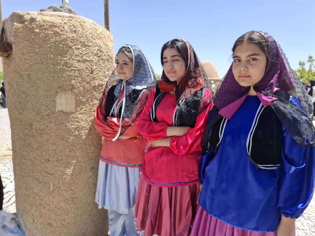جشنواره ورزشی روستایی عشایری هر ماهه در یک شهرستان برگزار می‌شود