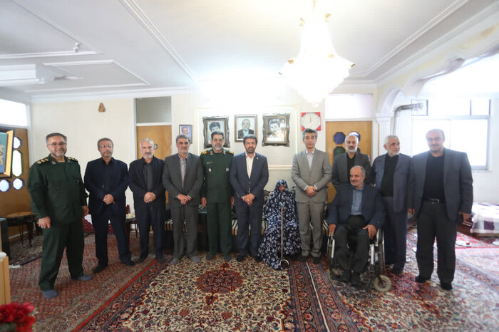 استاندار همدان: حضور مردم بزرگترین سرمایه برای مقابله با جنگهای ترکیبی دشمن است