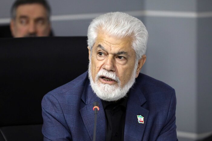 وزیر بهداشت: این وزارتخانه در زمان جنگ از فعالیت‌های جاری خود عقب نماند