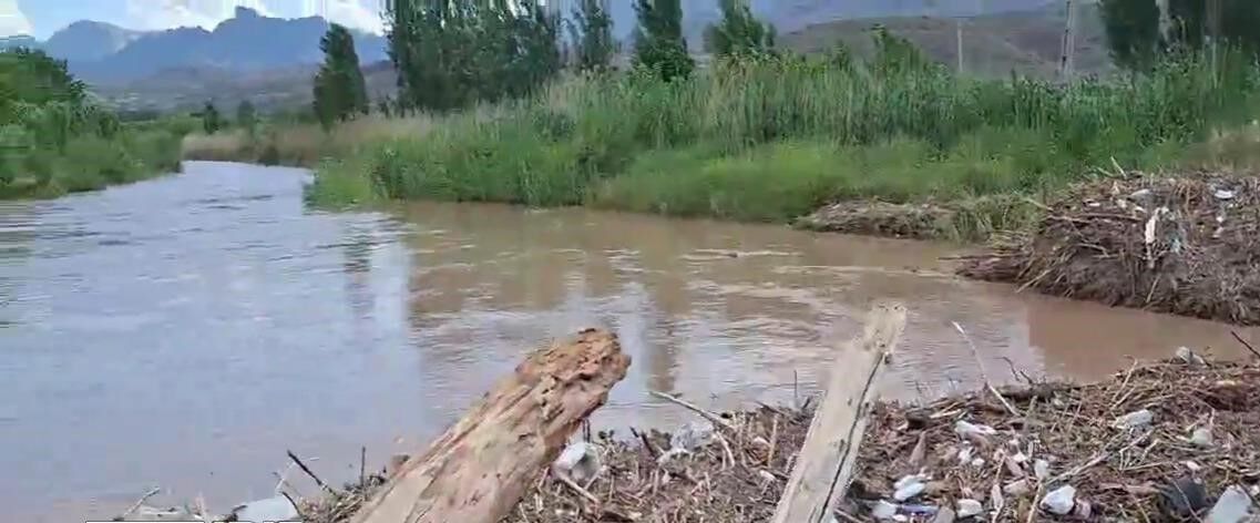 سیلاب راه ۵ روستای هوراند را مسدود کرد/ مطالبه برای پایان دادن به قصه پرغصه پل‌های ناایمن