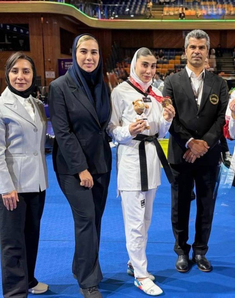اسناد مالکیت ۱۱ مکان ورزشی و اداری ورزش و جوانان استان تهران اخذ شد