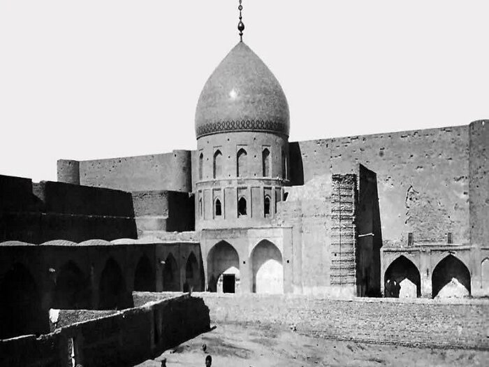 نگاهی به روند ساخت حرم سفیر امام حسین(ع) در مسجد کوفه توسط ایرانیان
