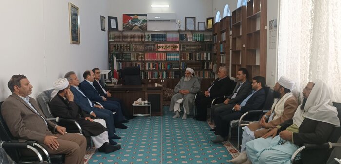 وحدت اقوام و مذاهب کشور نقشه های شوم دشمن را خنثی کرده است