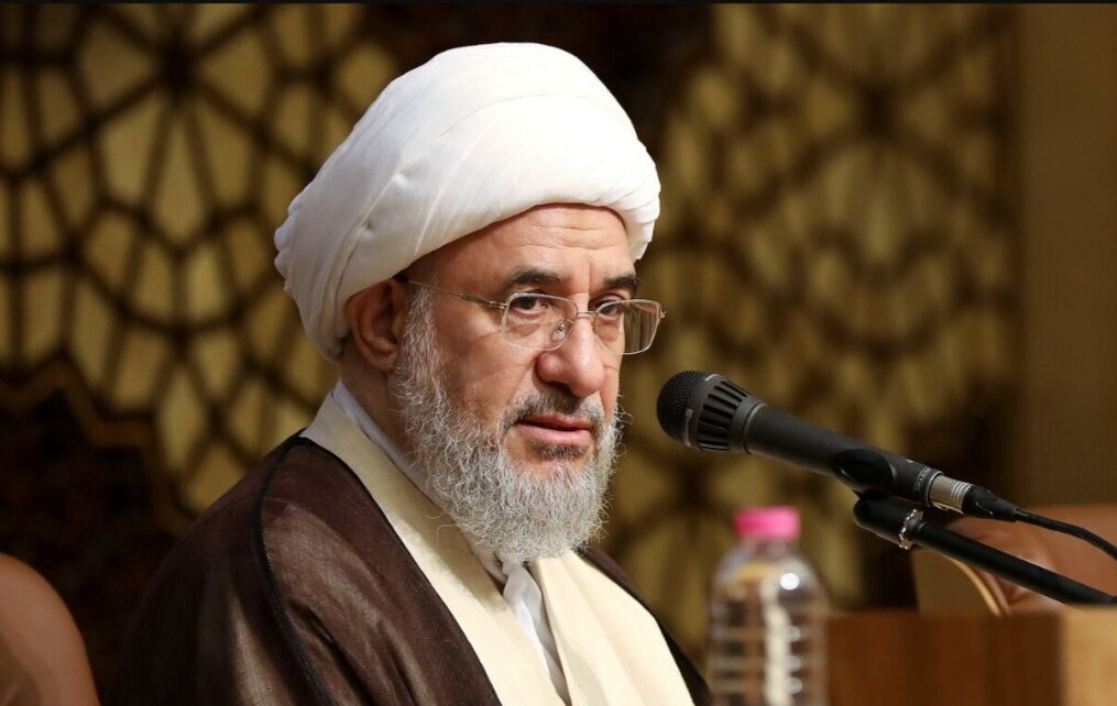 دشمن تمام توان خود را برای انحلال مجلس خبرگان به کار گرفت