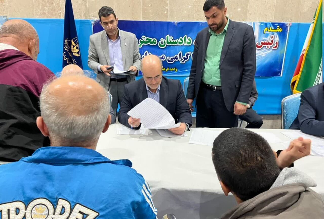 آزادی ۱۵۰ زندانی در همدان به مناسبت سالروز فتح خرمشهر