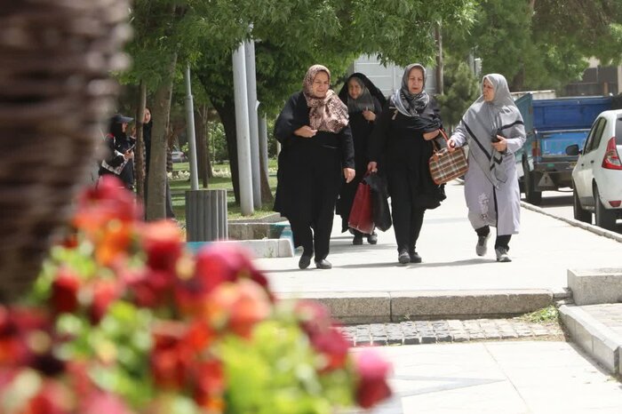 پاتوق مهر و گفت و گو، کانون بازآفرینی نشاط برای سالمندان همدان