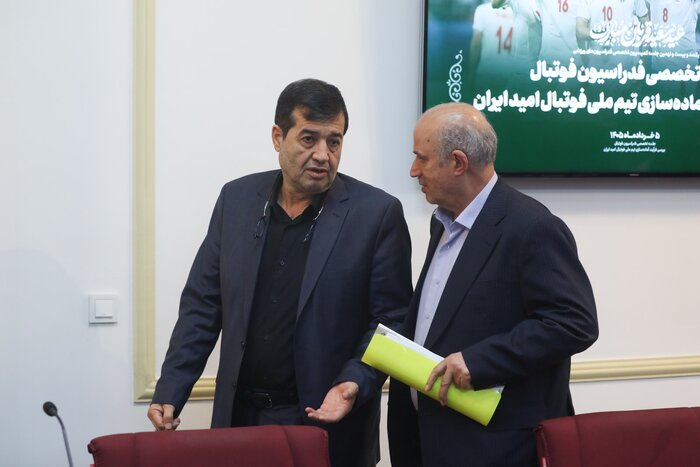 علیآبادی:تیم ملی فوتبال ایران در جام جهانی خوب نبود/وزیر ورزش مقصر است
