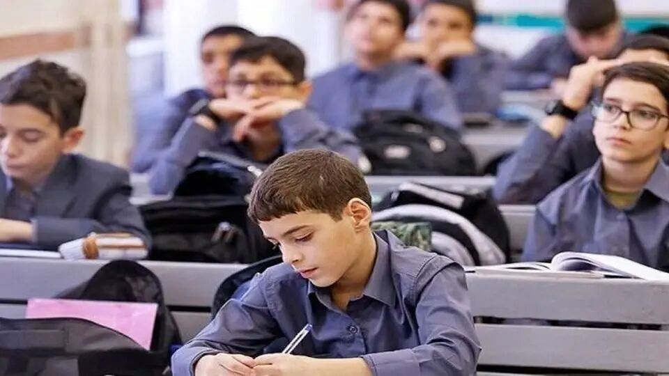 کمیته تعلیم و تربیت آذربایجان‌غربی ملزم به پاسخگویی به مطالبات دانش‌آموزان و اولیا شد