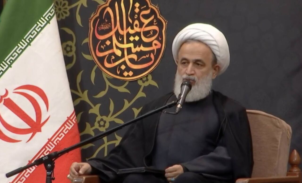 دعا سلاحی بران‌تر از تجهیزات نظامی است