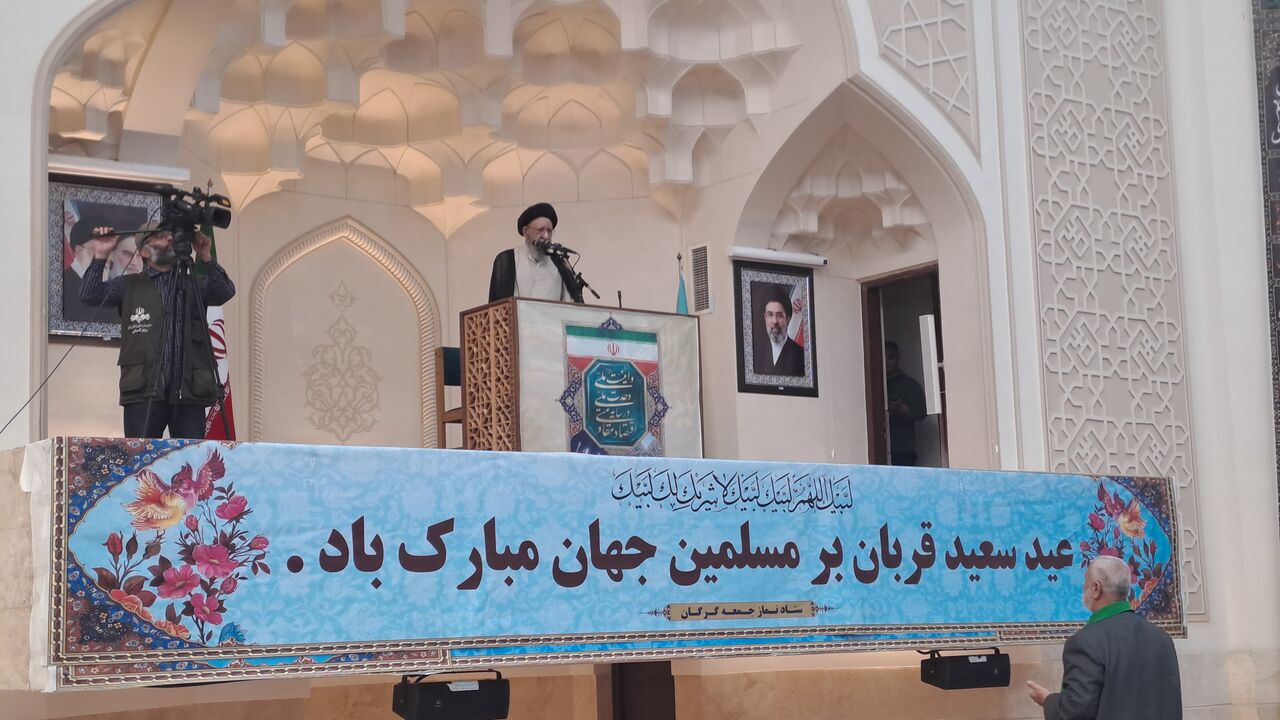آیت‌الله نورمفیدی: تسلیم قدرت‌های سلطه‌گر نمی‌شویم