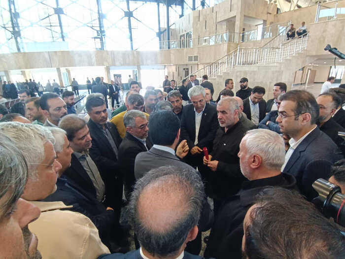 نخستین قطار مسافری اردبیل راهی مشهد شد