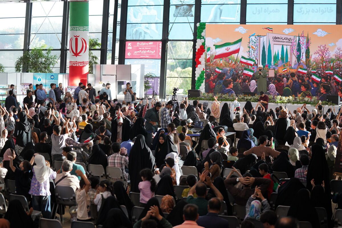 پانزدهمین روز «اردی‌بهشت کتاب»؛ روزی برای نوجوانان